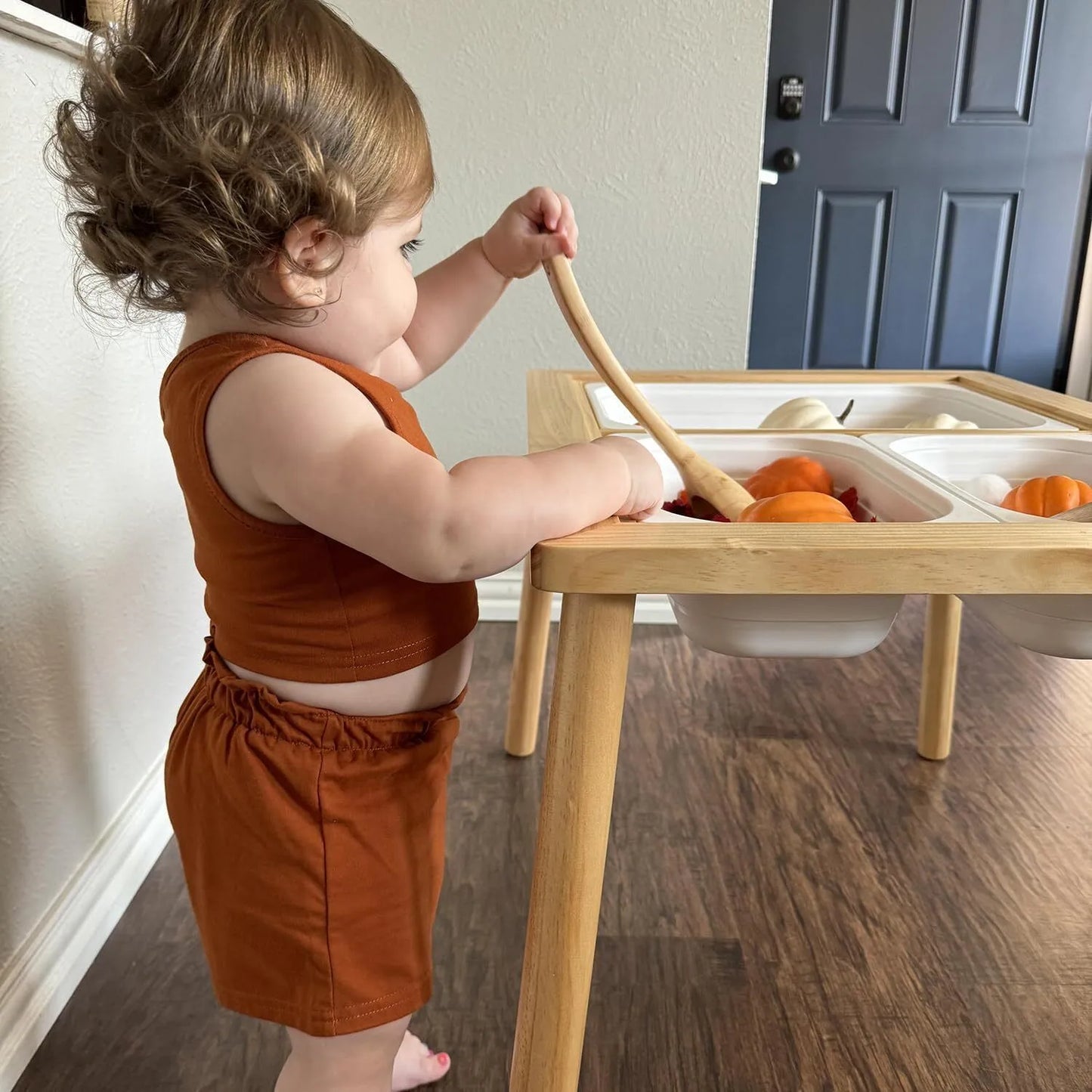 Children's indoor sand play sensory table